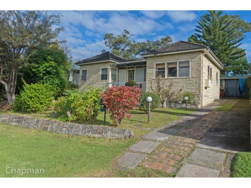 2 Mount Street, Glenbrook Chapman Real Estate