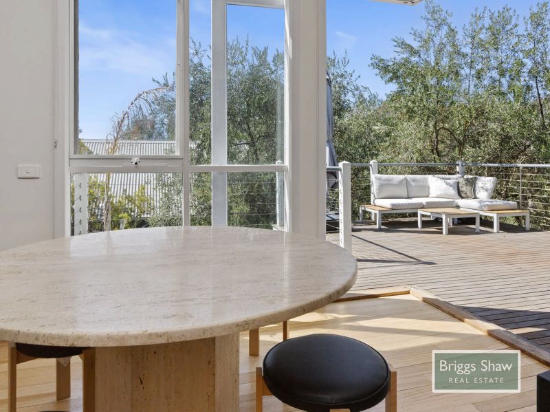 7 Summoner Street Blairgowrie VIC
 
 
 $1,450,000-1,595,000, 000 - Thumbnail 8