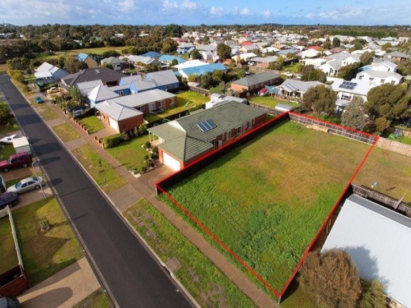 60 Fourteenth Road BARWON HEADS VIC, Barwon Heads - Thumbnail 6