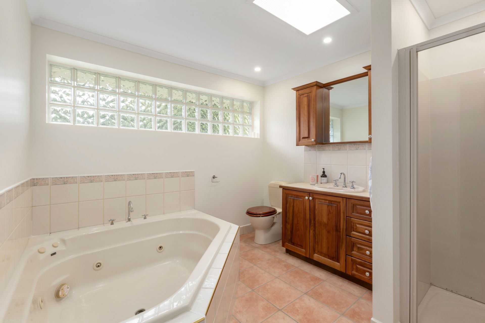Spacious family living close to schools, shops and RMIT