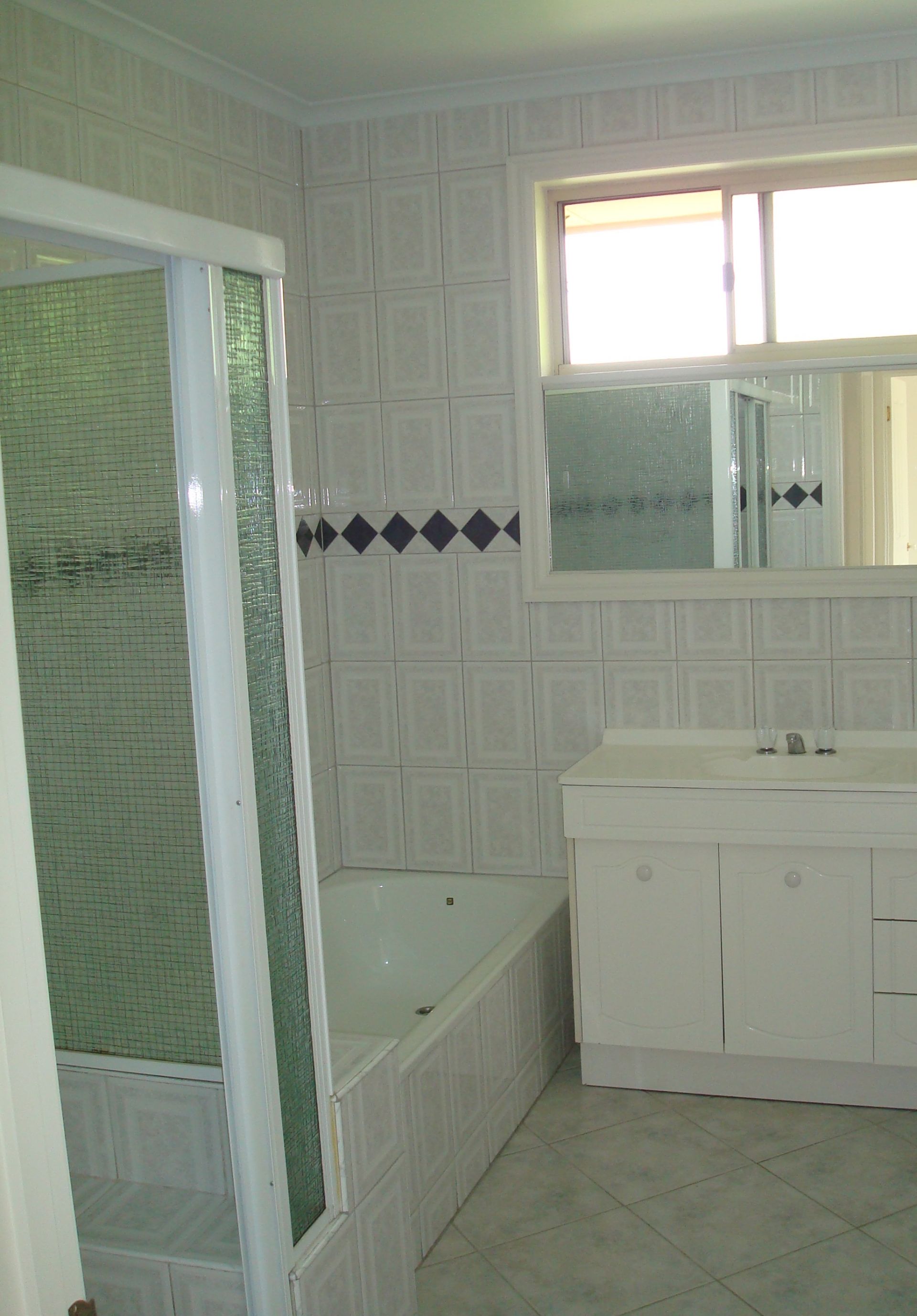 Spacious Unit!