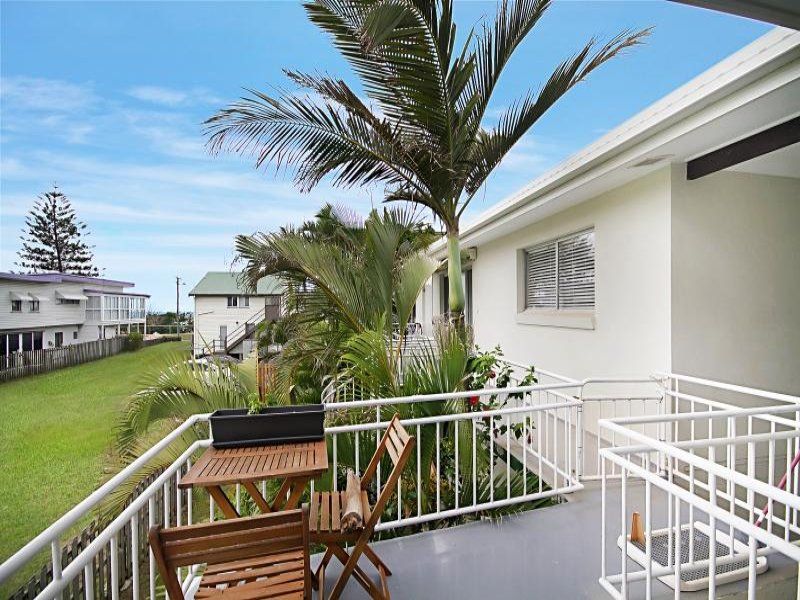 3/189 Golden Four Drive, BILINGA, 'Ripping Oceanside Beach Pad - Just One Of 3' - Thumbnail 6