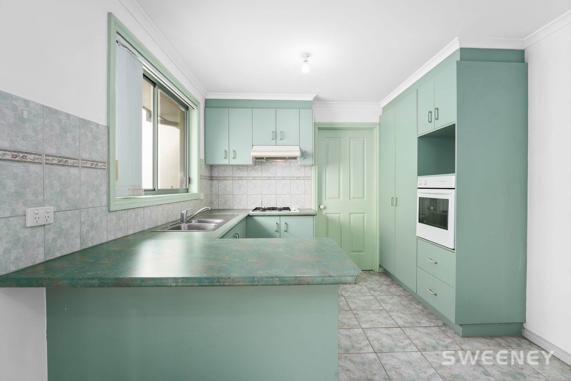 1/49 May Avenue, Altona Meadows - Thumbnail 6