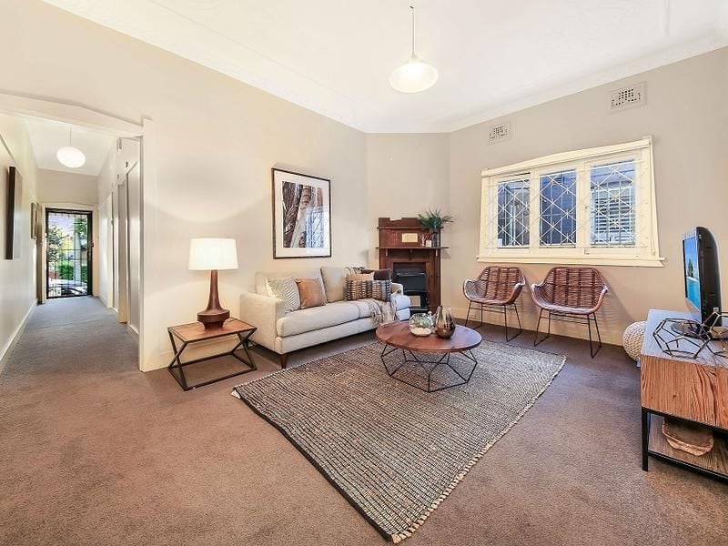 23 Mary Street, ST PETERS, St Peters - Thumbnail 2