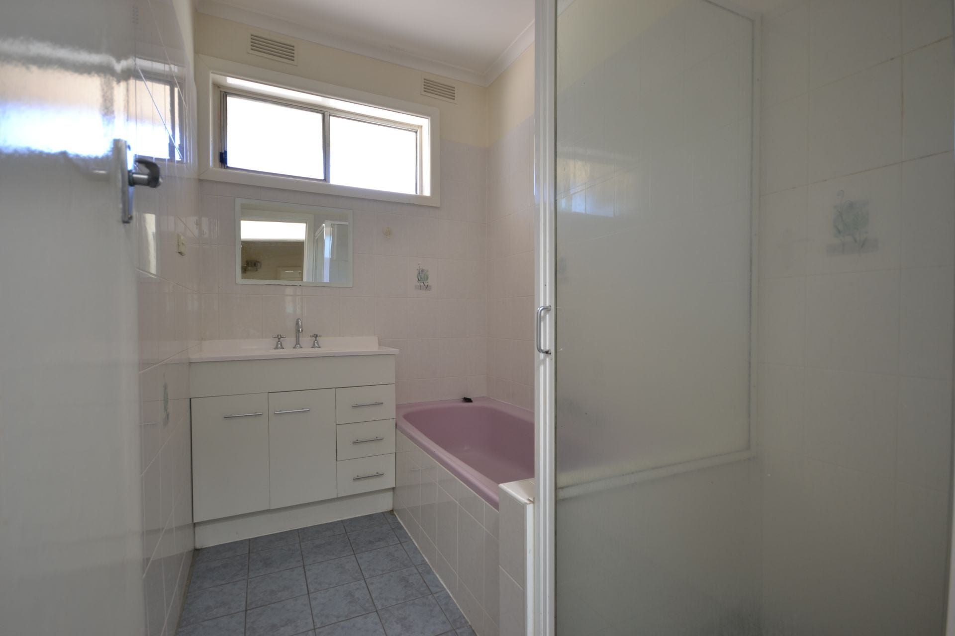 SPACIOUS HOUSE FIT FOR YOU