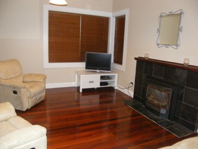 30 Gwendoline Street MOUNT GAMBIER SA, Mount Gambier - Thumbnail 4