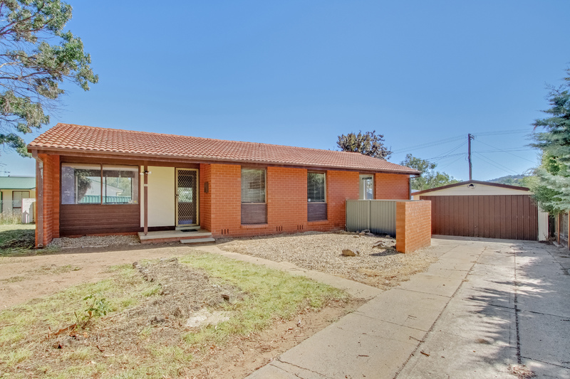 Real Estate For Sale 49 Cuthbert Circuit Wanniassa , ACT