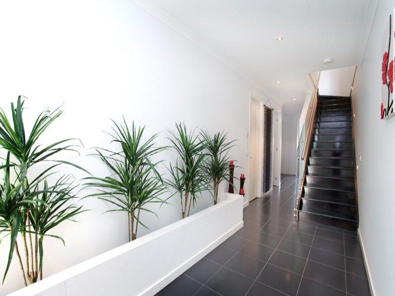 72 The Esplanade, Caroline Springs - Thumbnail 6