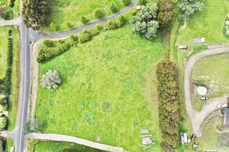 37 Camborne Drive, Acacia Hills, Acacia Hills - Thumbnail 8