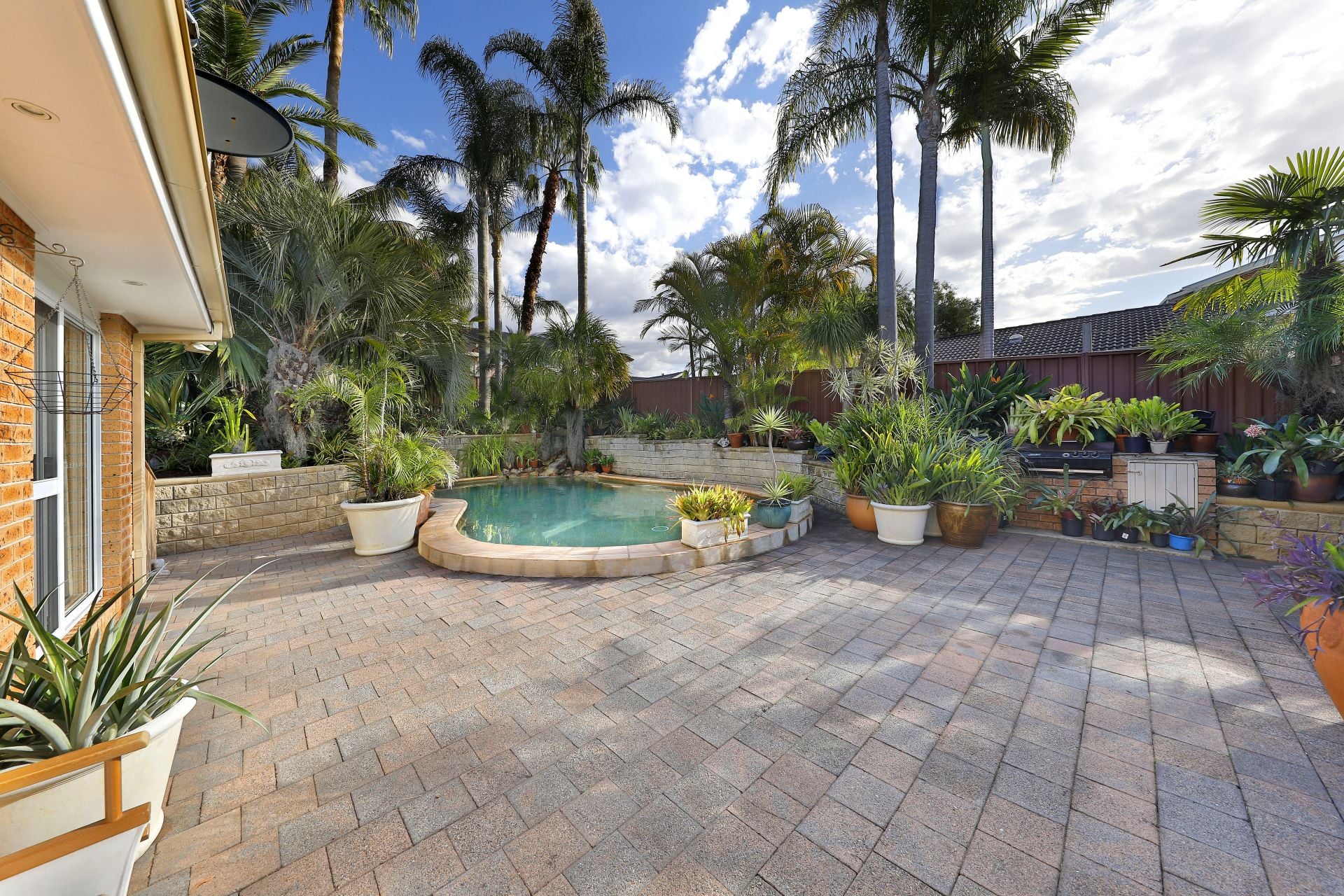 78 Warrangarree Drive, Woronora Heights, Woronora Heights - Thumbnail 3
