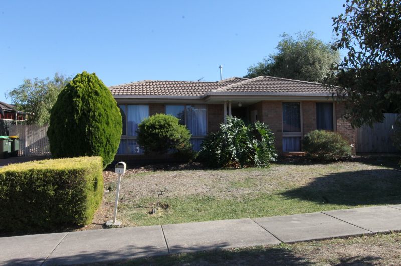 7 Pulford Crescent, Mill Park