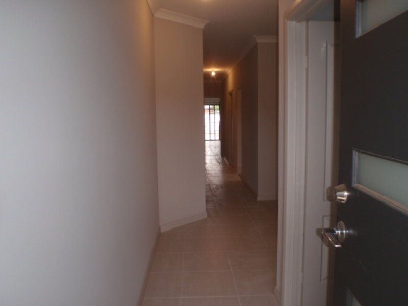 17 Weroona Avenue Park Holme 5043