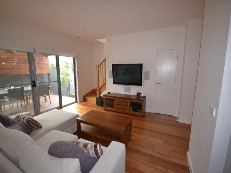 CONTEMPORARY LIVING AT ITS BEST