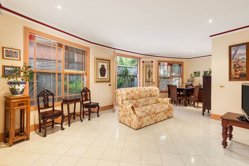 70 Stevenson Street, Kew - Thumbnail 3