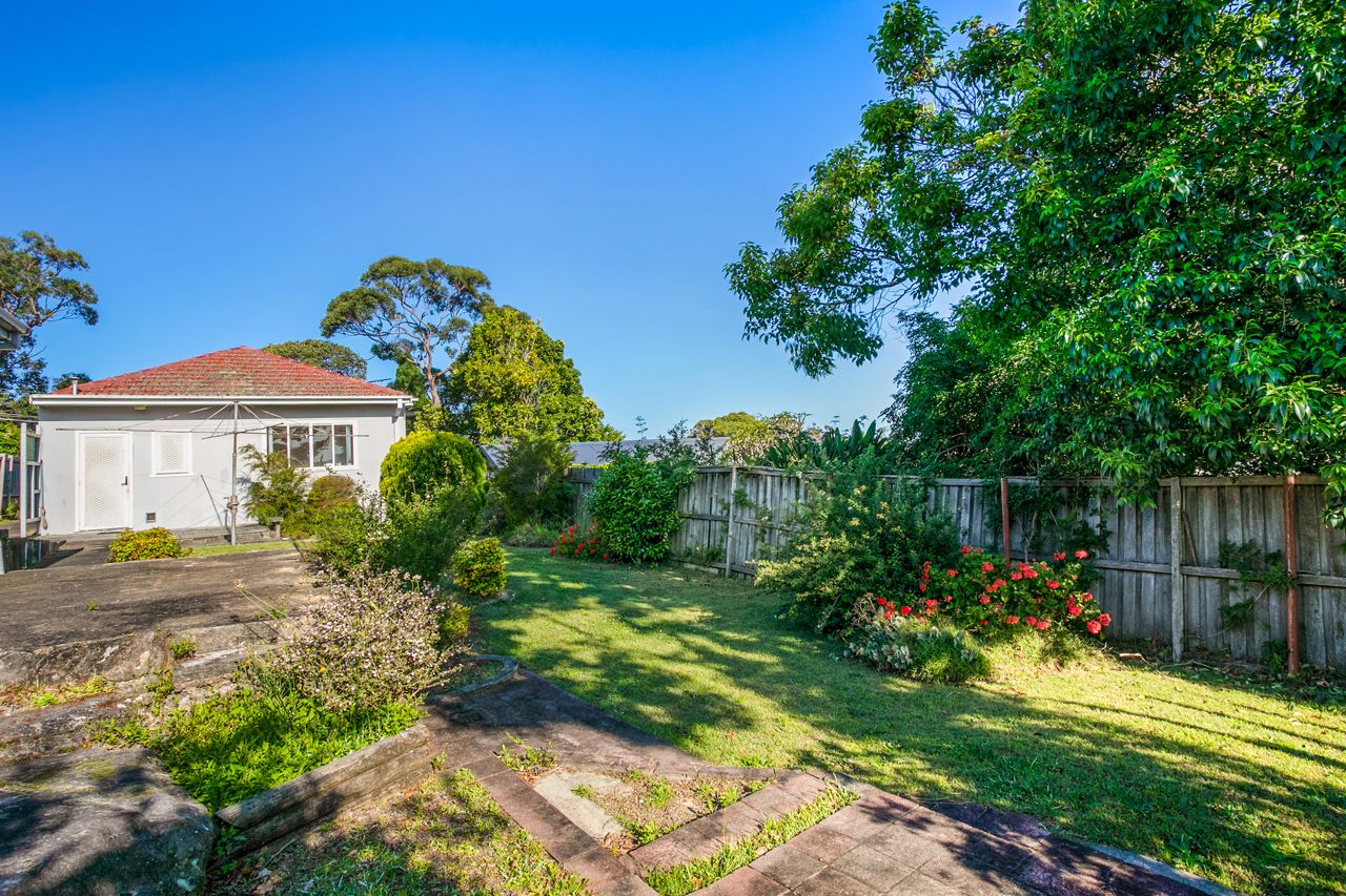 Real Estate For Sale 2 Kangaroo Road Collaroy Plateau , NSW