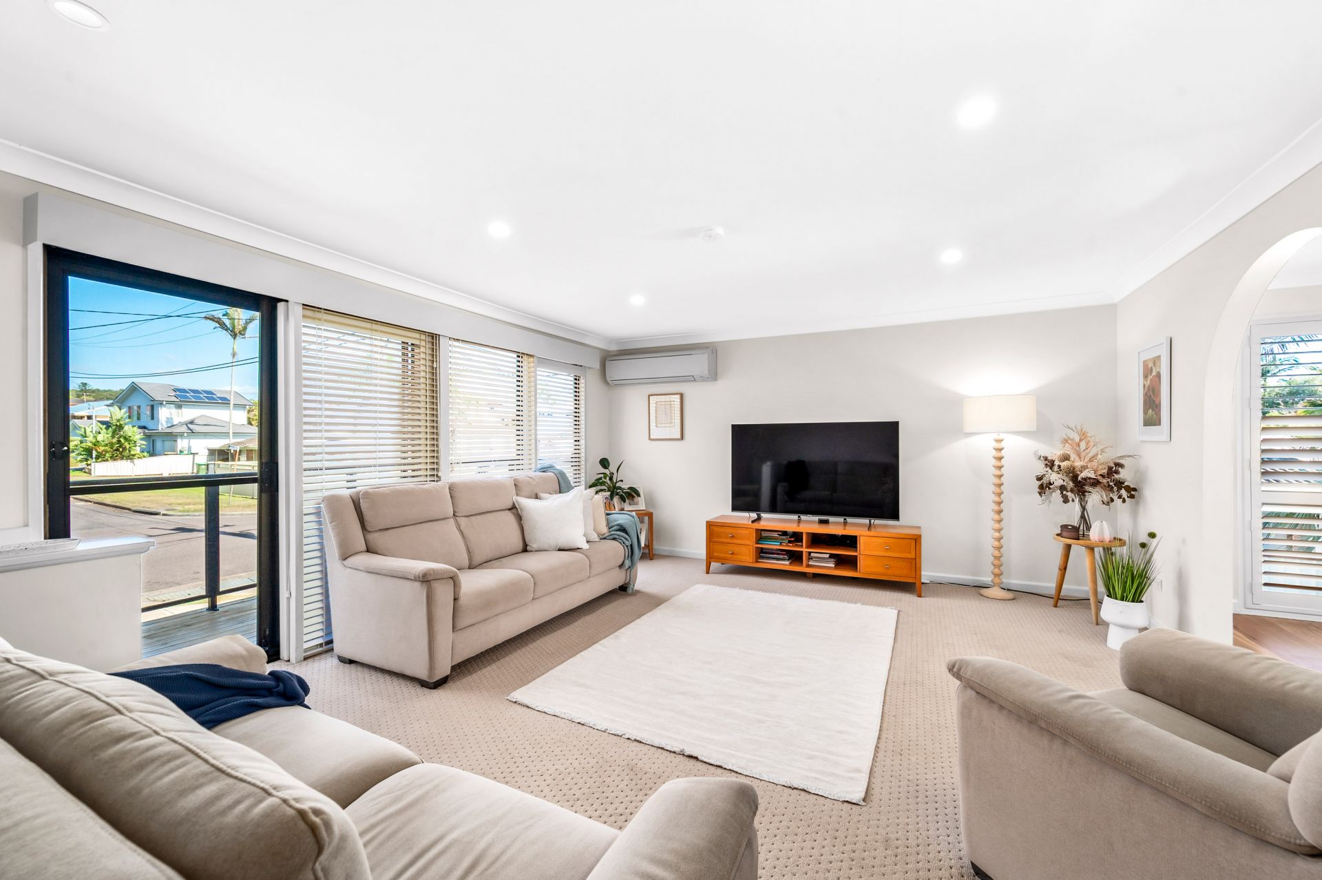 81 Caves Beach Road, Caves Beach - Thumbnail 4