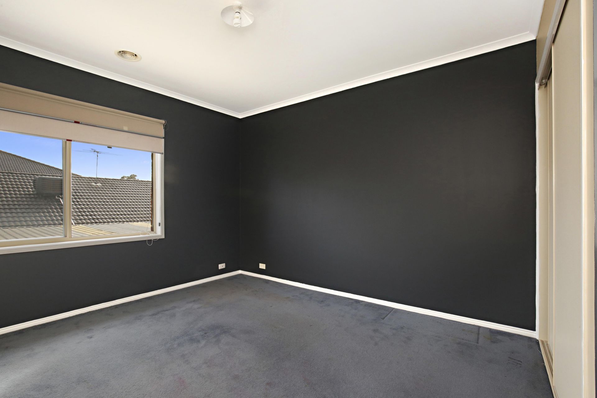 THE PERFECT NEST ON NESTING COURT