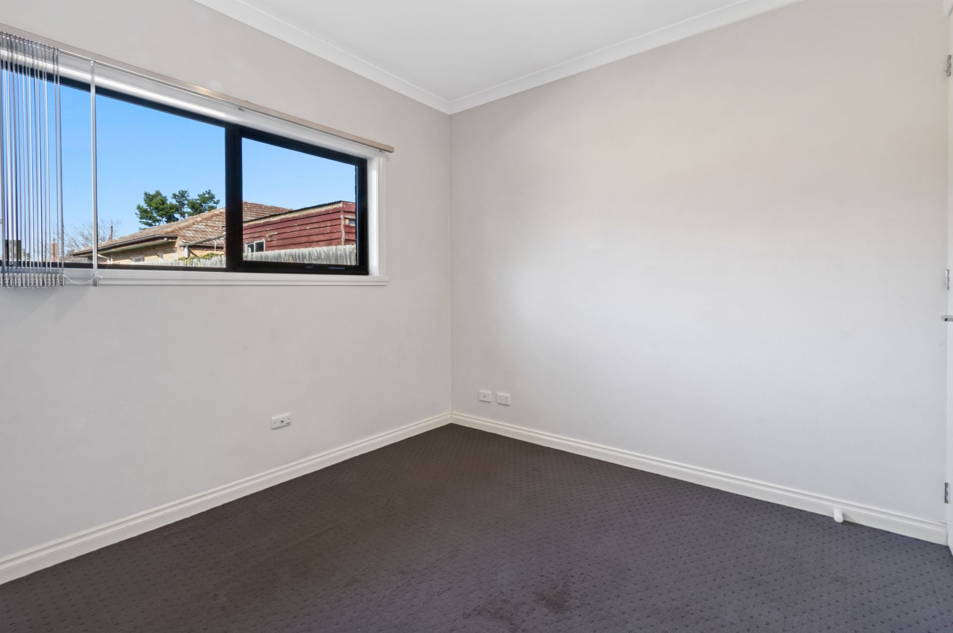 Easy Living in Reservoir