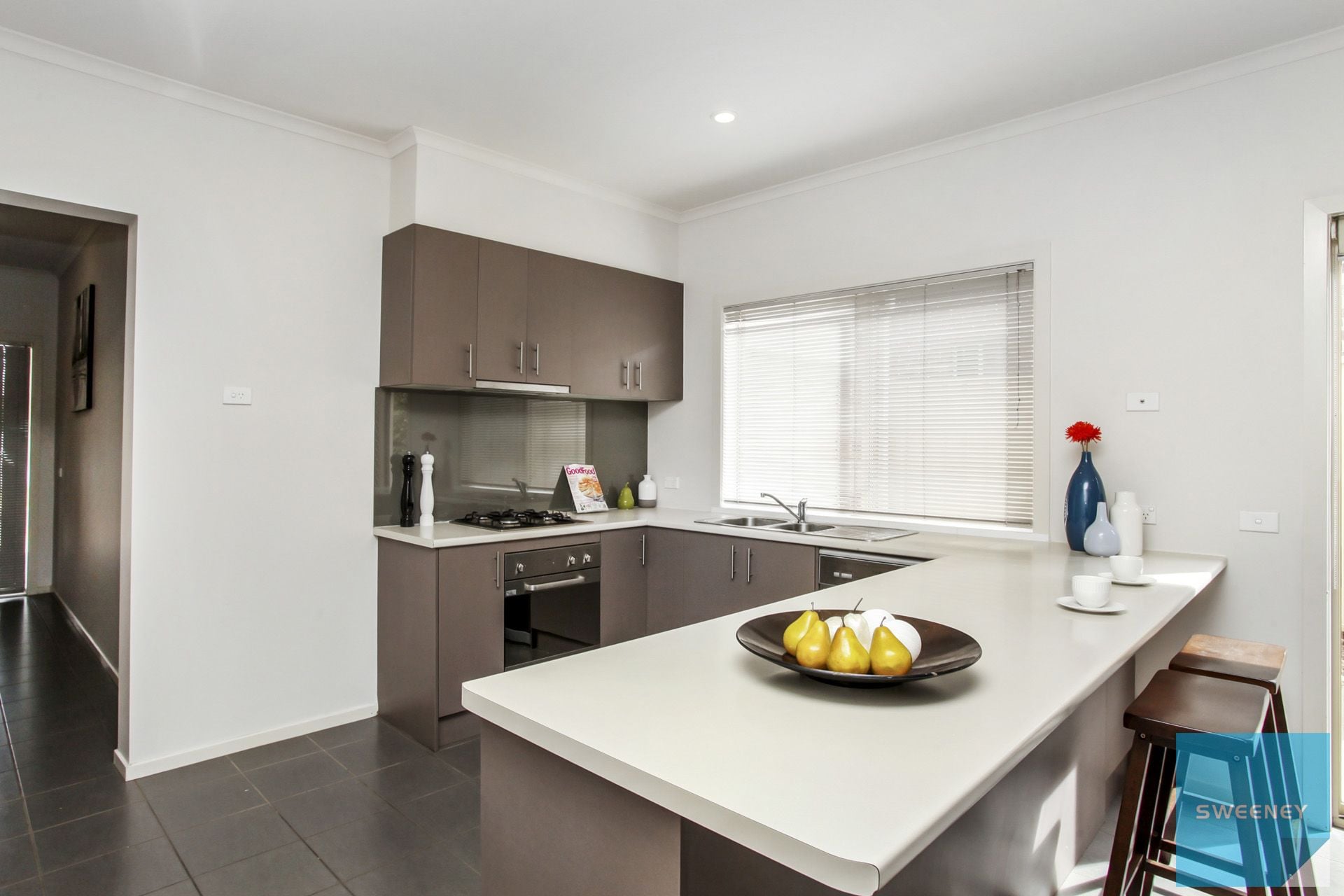 5 Blackshaws Place, Caroline Springs - Thumbnail 4