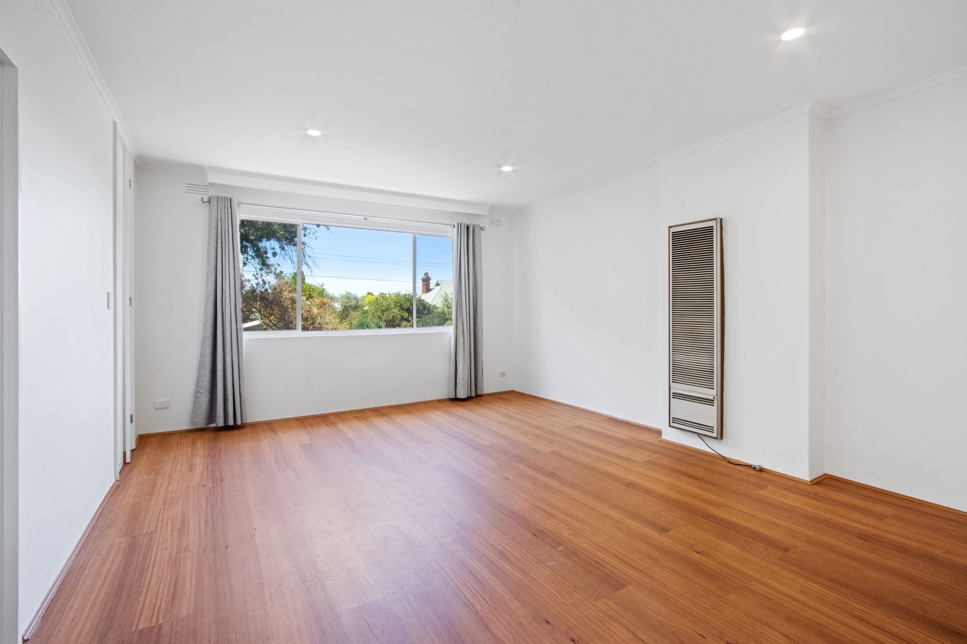 FULLY RENOVATED TWO BEDROOM TWO CAR SPACES