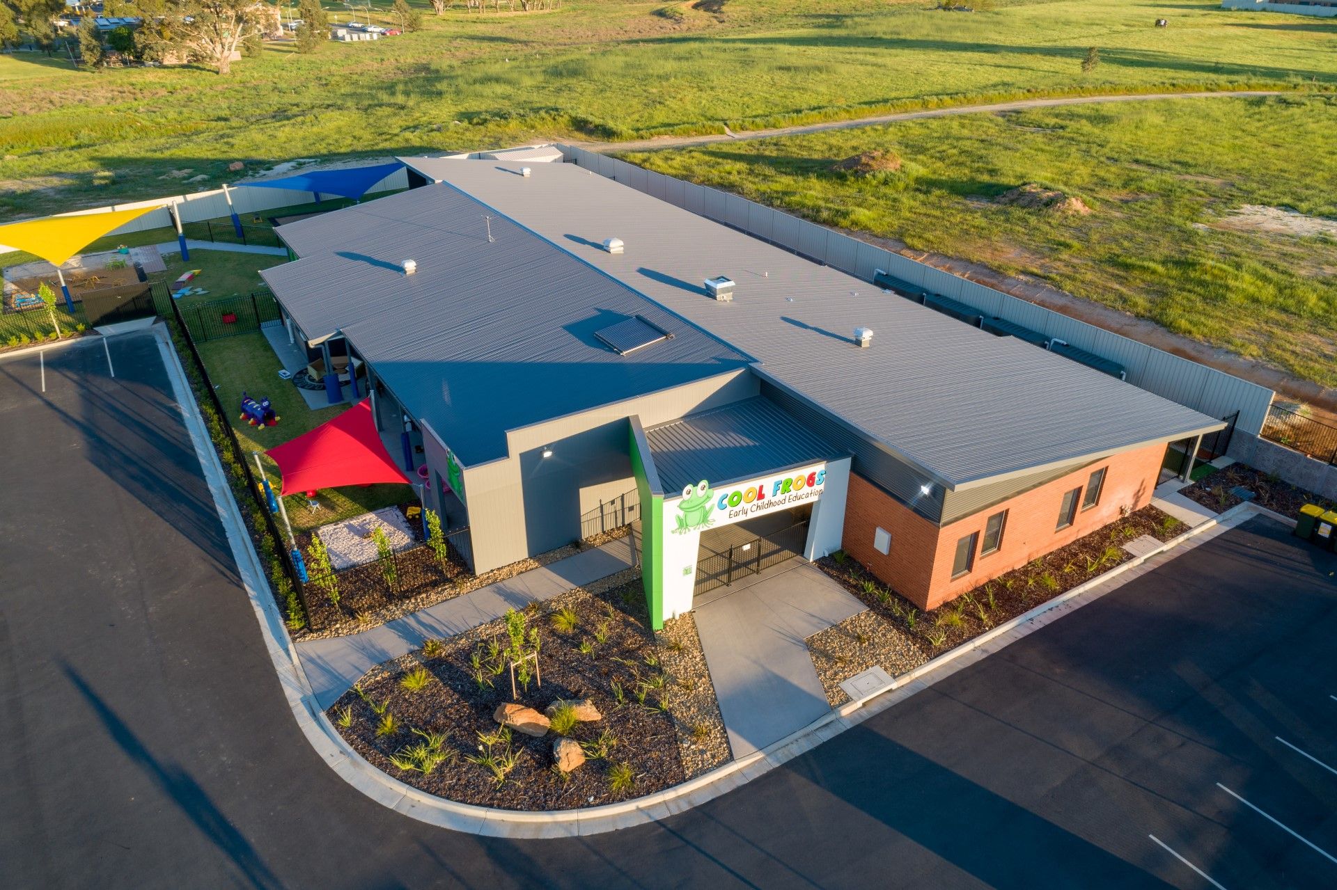 Real Estate For Commercial Sale 56 Daintree Way Wodonga Vic