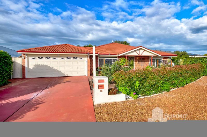 Real Estate For Sale 16 Holtzman Place Carey Park , WA