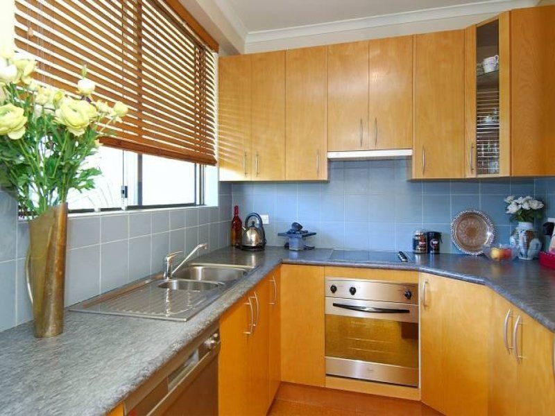 8/8 Montpellier Street NEUTRAL BAY NSW, Bay - Thumbnail 2