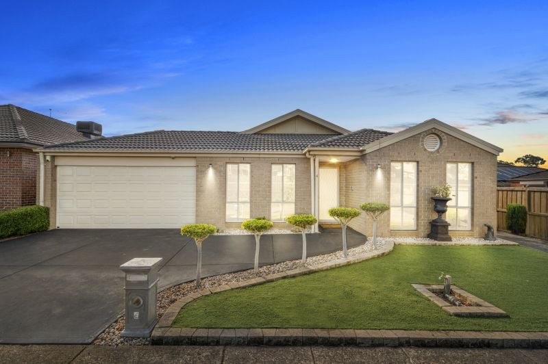 4 Taronga Way, South Morang