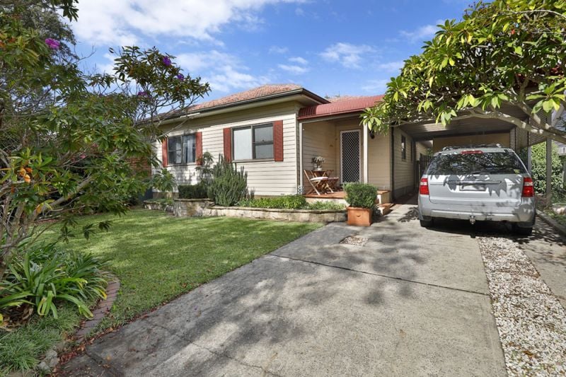 18 Gwawley Parade, Miranda, Miranda - Thumbnail 3