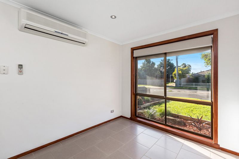 74 Shane Avenue, Seabrook - Thumbnail 5
