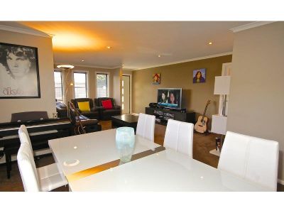 2
 
 
 
  
 
 
 1
 
 
 
  
 
 
 1
 
 
 
 
 
 
 
 63 Gunn Street, DEVONPORT TAS 7310, Devonport - Thumbnail 4