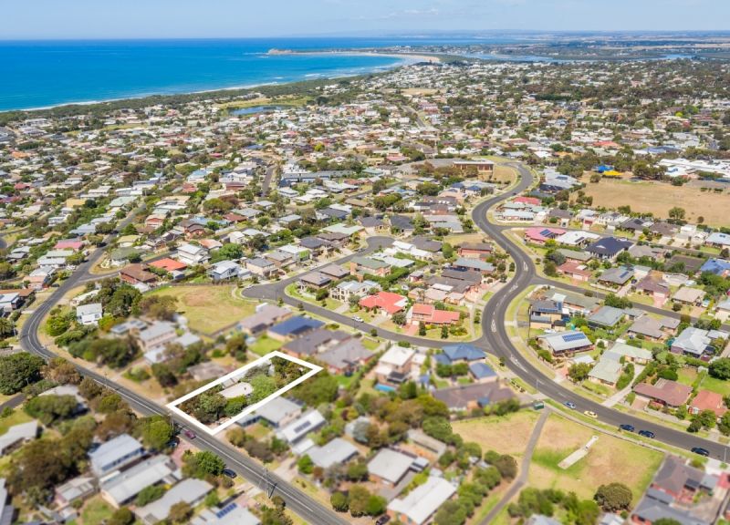 38 Aldebaran Road Ocean Grove VIC, Ocean Grove - Thumbnail 3