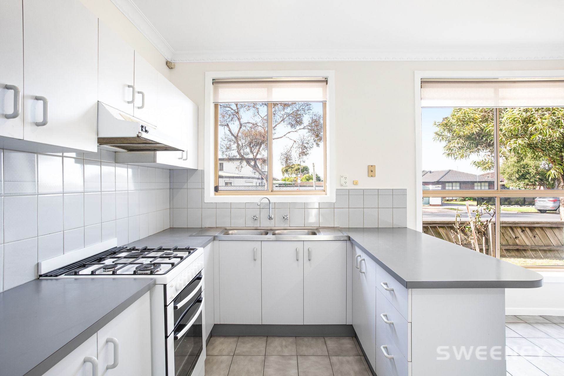 2/1 Cameron Avenue, Altona Meadows - Thumbnail 6