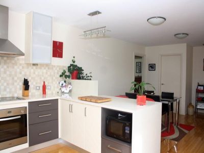 3
 
 
 
  
 
 
 2
 
 
 
  
 
 
 1
 
 
 
 
 
 
 
 Villa 1/10 Haven Drive, SHEARWATER TAS 7307, Shearwater - Thumbnail 7