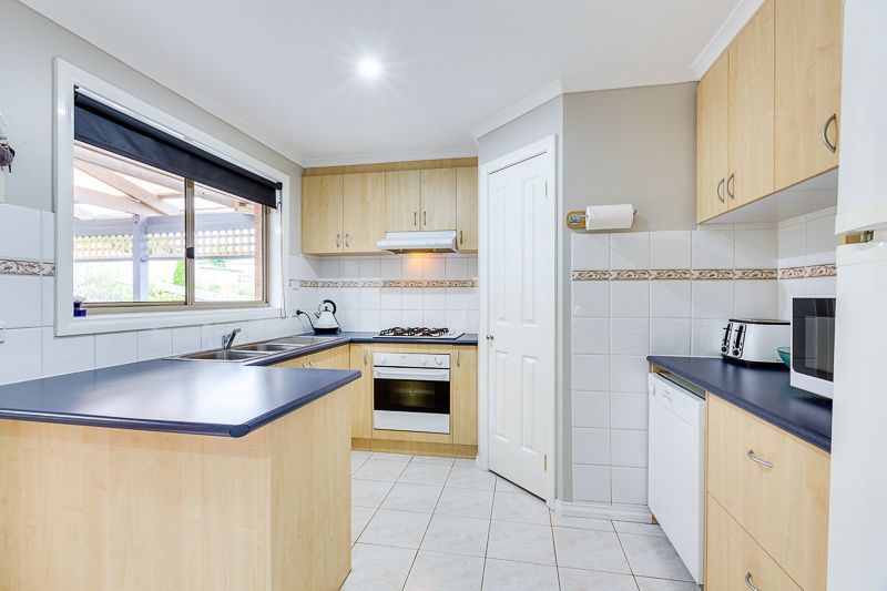 18 Lewis Street, Bacchus Marsh - Thumbnail 4