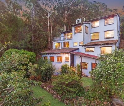 SOLD! By Neil & Helena Mani 0409 220 363