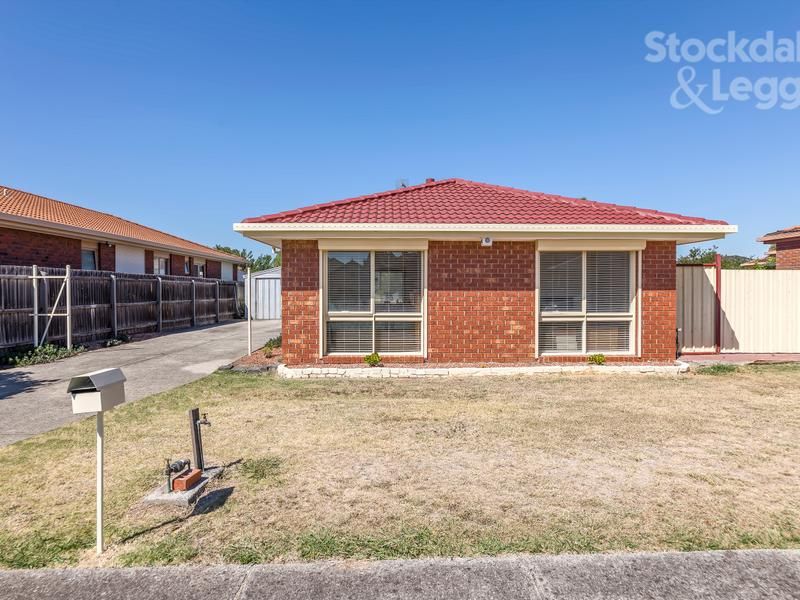11 Stradella Close MILL PARK, 11 Stradella Close Mill Park - Thumbnail 2