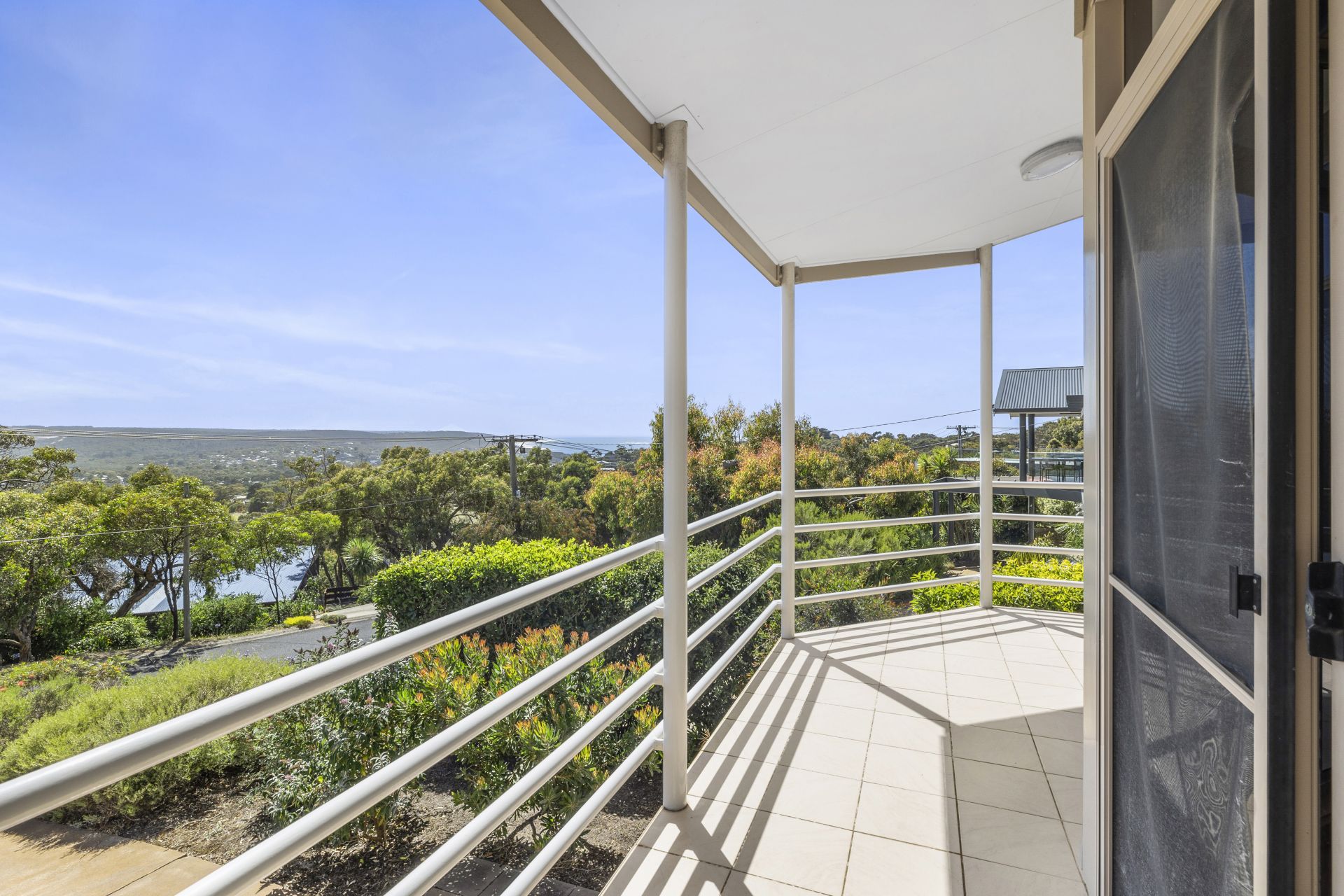 6 Pickworth Drive, Anglesea - Thumbnail 4