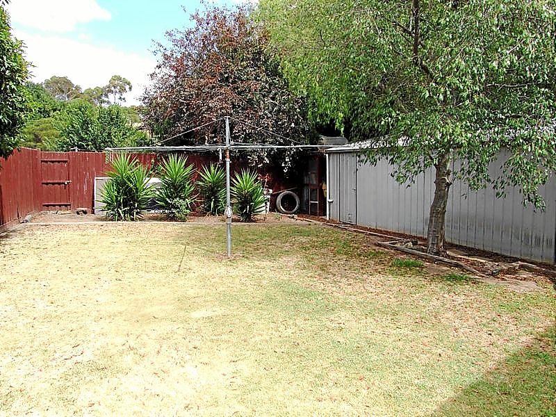 13 Shea Street, Bacchus Marsh - Thumbnail 5