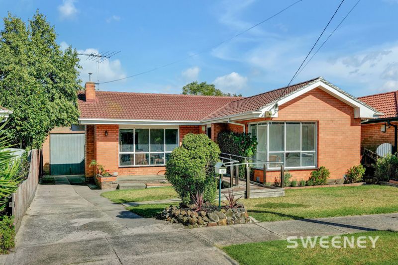 27 Chifley Avenue, Altona - Thumbnail 2