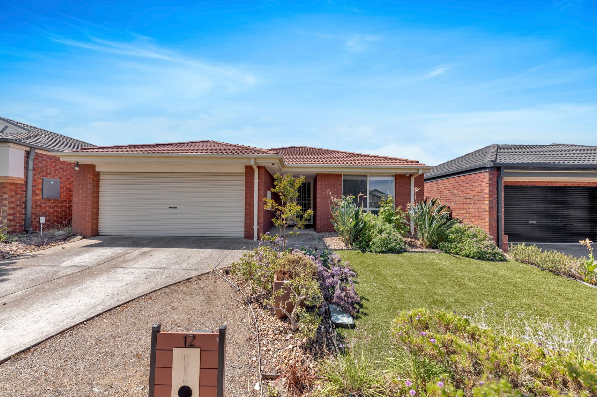 4 Bedroom Delight!