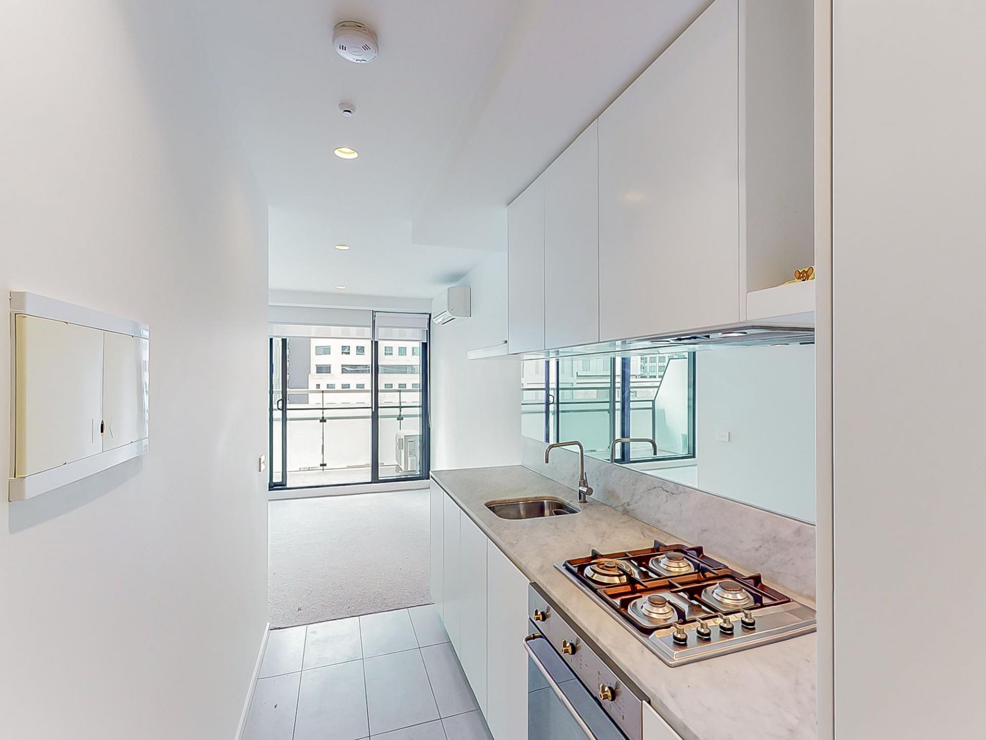 707/52 Park Street, South Melbourne - Thumbnail 5
