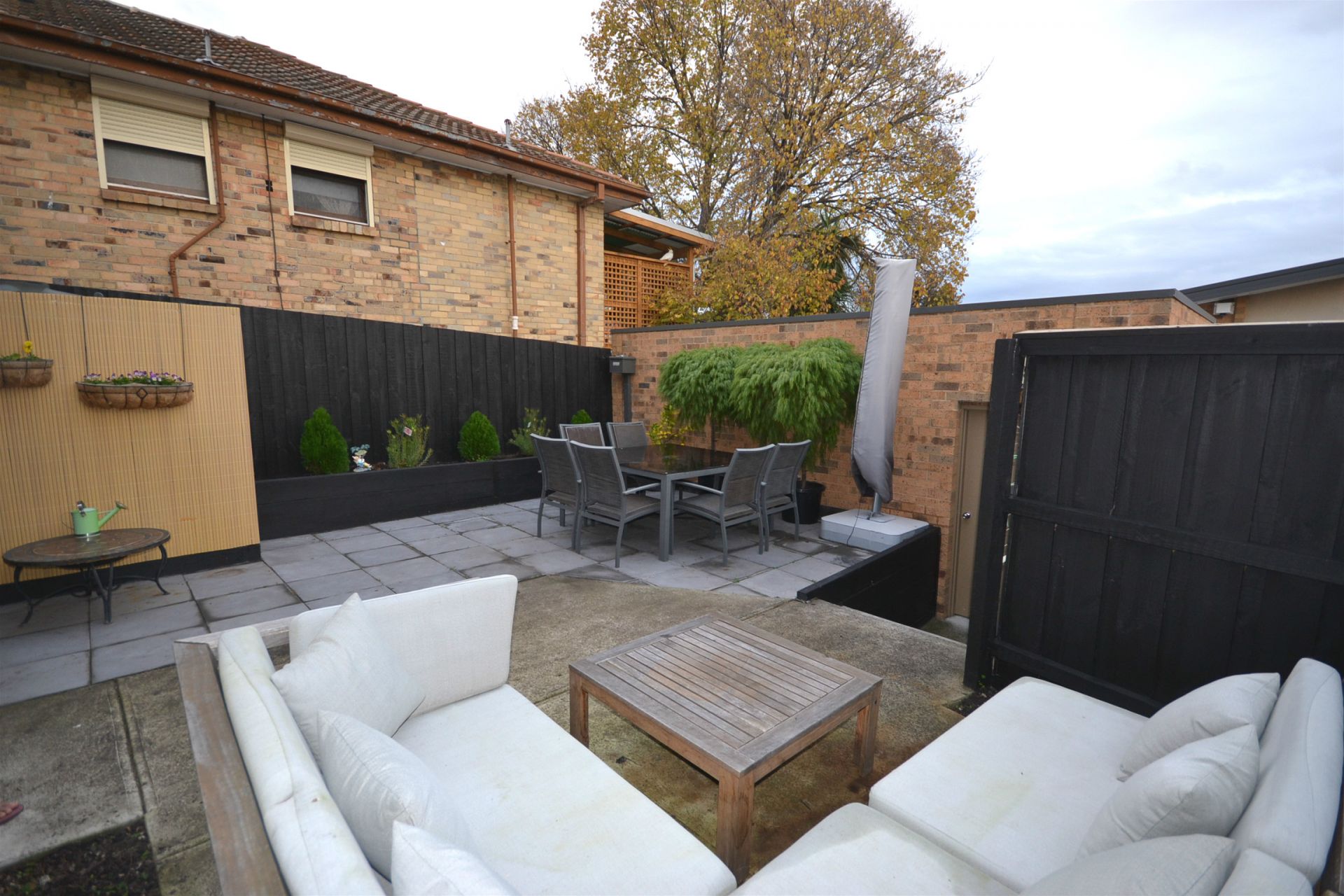 PRESTIGIOUS TOWNHOUSE LIVING