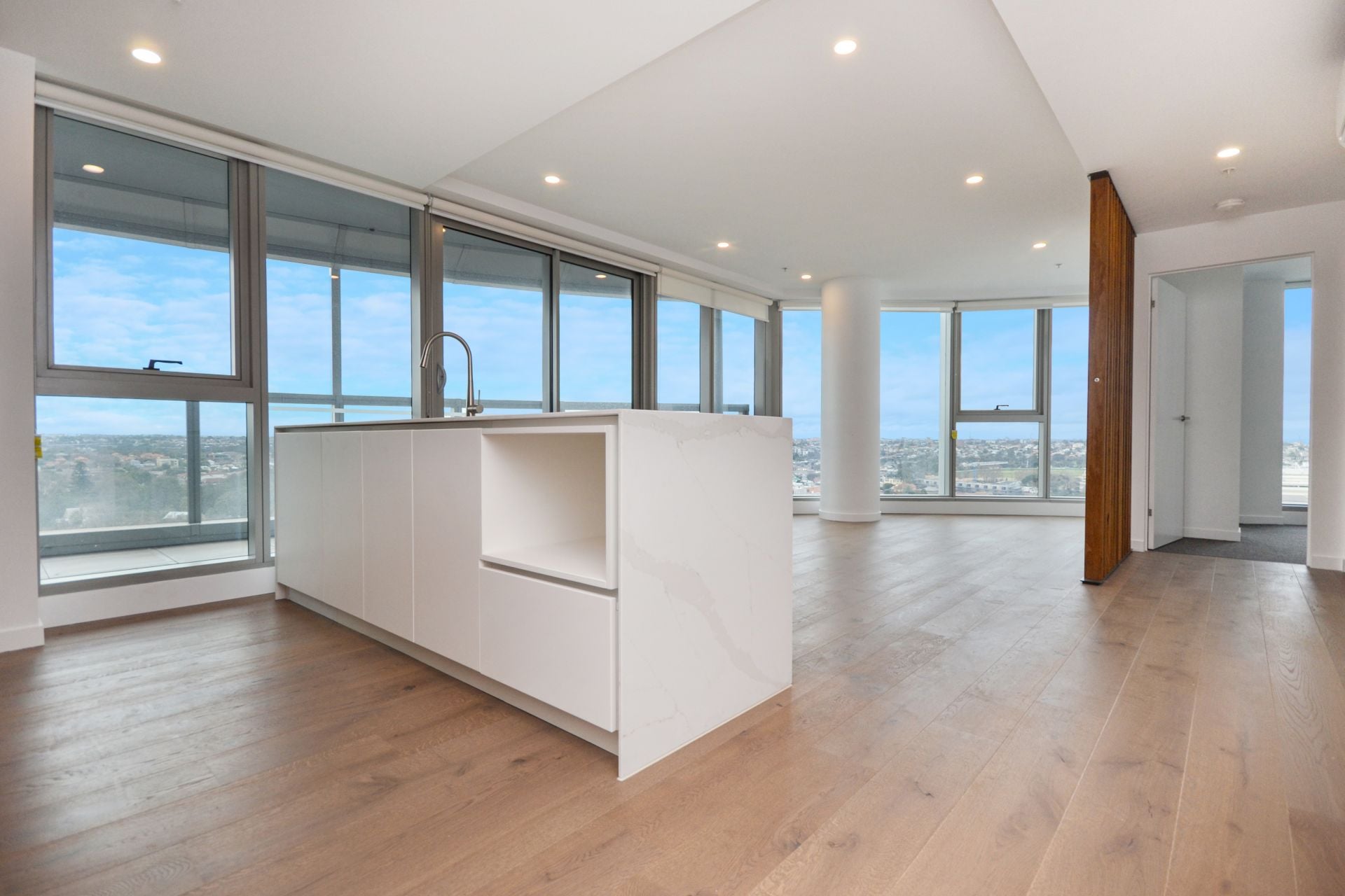 PREMIUM APARTMENT LIVING