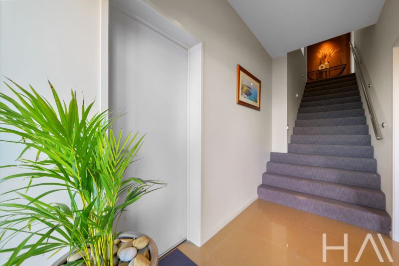264 Carella Street Howrah, Howrah - Thumbnail 7