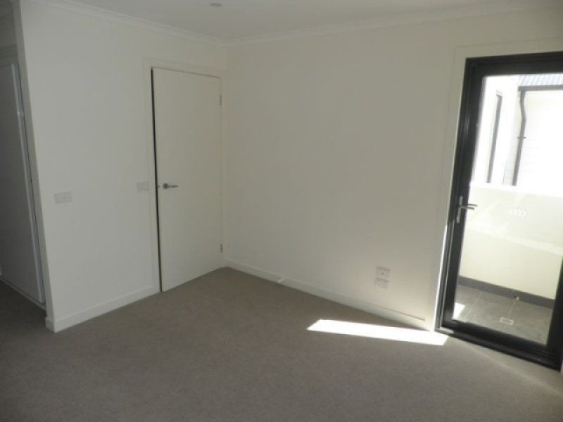 44 McDougall Drive FOOTSCRAY VIC, Footscray - Thumbnail 7