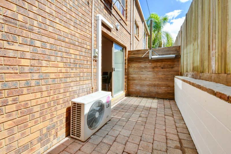2/11 Evans Street Maroochydore QLD, Maroochydore - Thumbnail 7