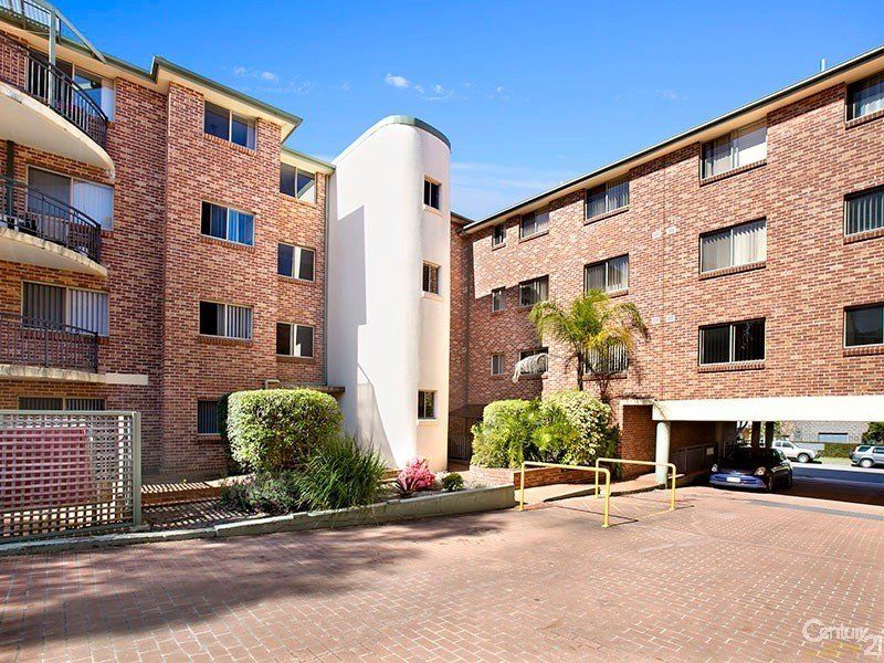 3/23 Gray Street, SUTHERLAND, Sutherland - Thumbnail 2