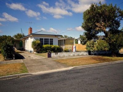 4
 
 
 
  
 
 
 1
 
 
 
  
 
 
 1
 
 
 
 
 
 
 
 107 James Street, DEVONPORT TAS 7310, Devonport - Thumbnail 2