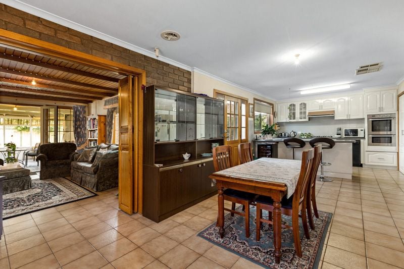 253 Victoria st, Altona Meadows - Thumbnail 2
